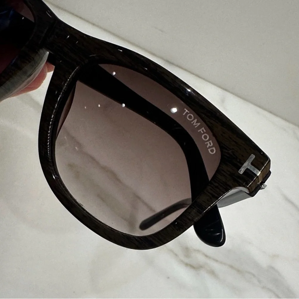 Tom ford sunglasses. Leo TF336 52-21 145 - Picture 5 of 8